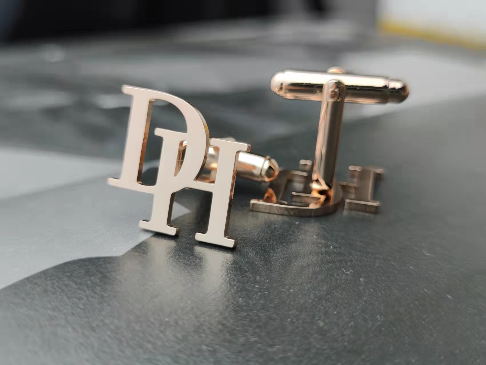 Custom Cufflinks for Mens Pers - đánh giá và giá Men'S Formal Wear For A Wedding